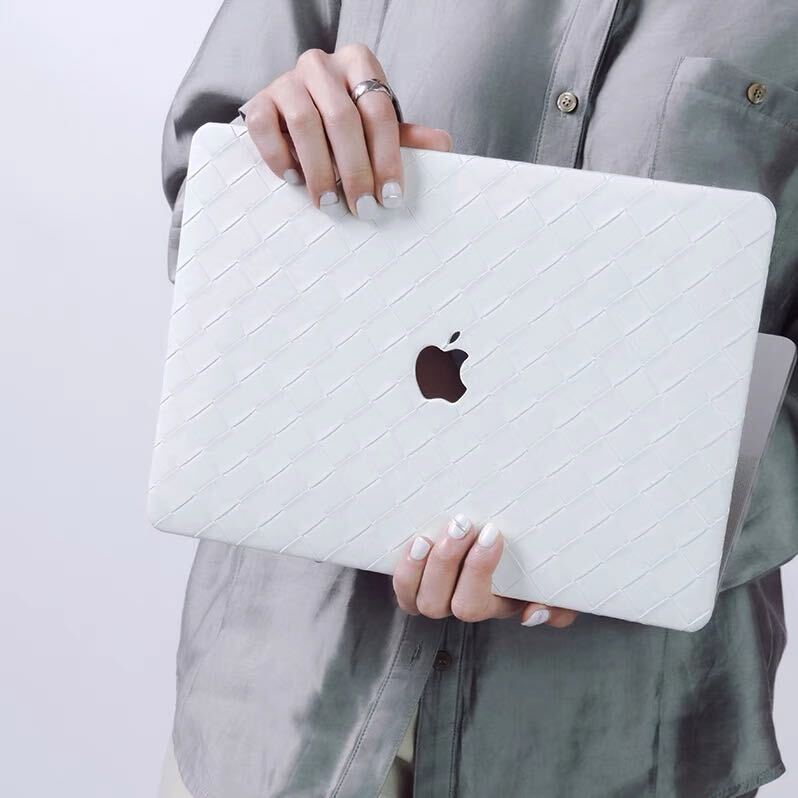 White Weave MacBook Cover ホワイト編みMacBookカバー R01240