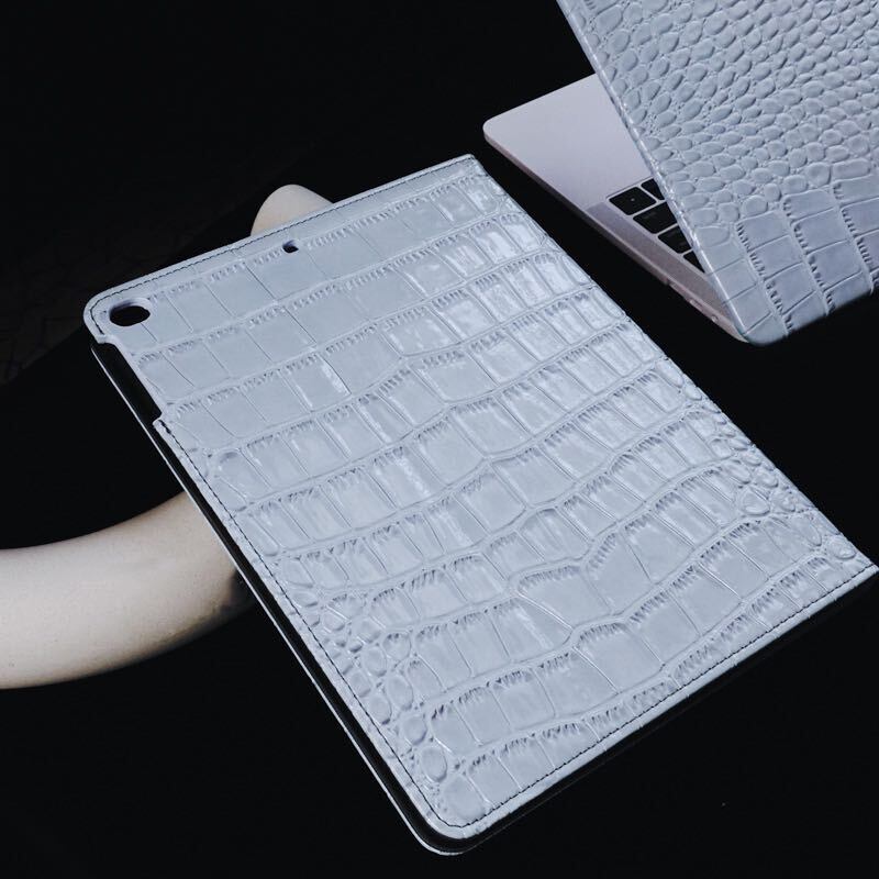 Blue Leather iPad case ブルーレザーiPadケース R01268