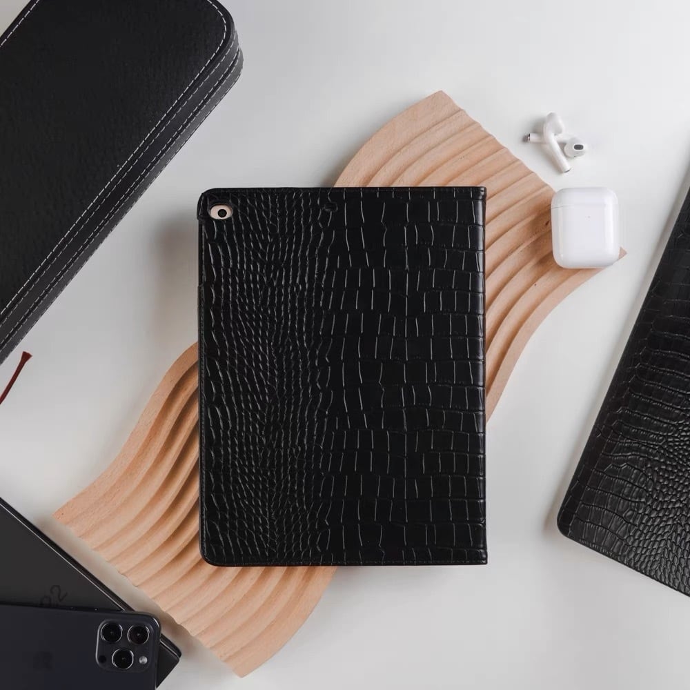Black Leather iPad case ブラックレザーiPadケース R01282