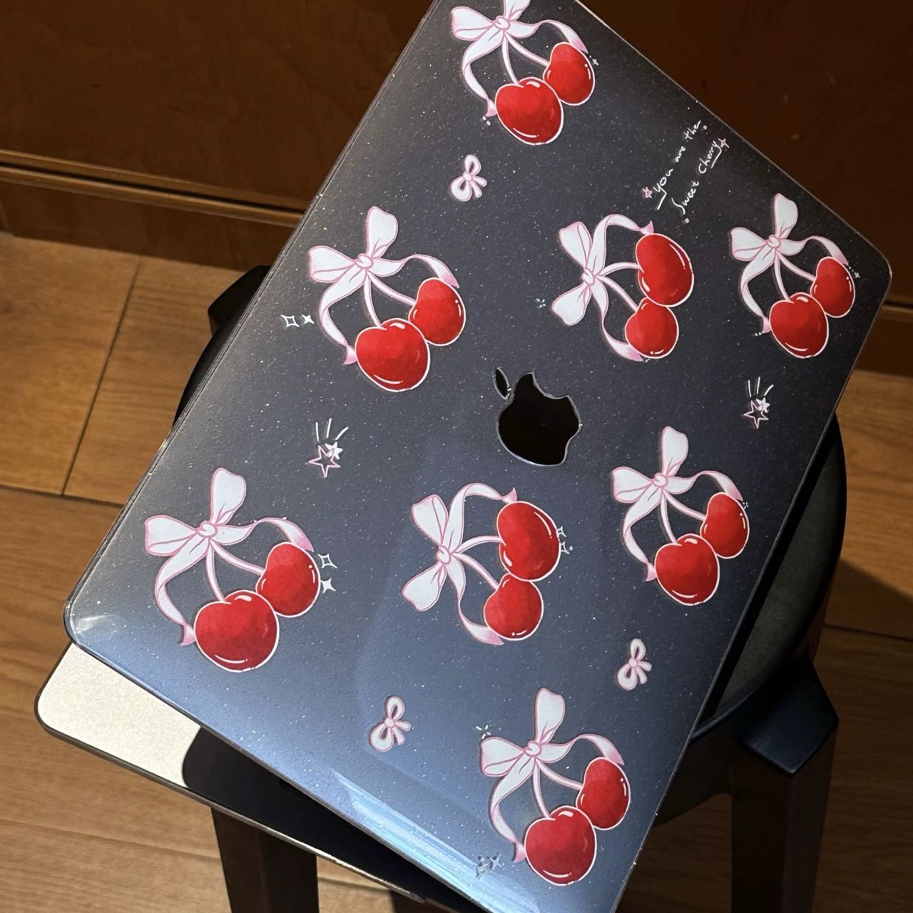 Cherry Ribbon MacBook Cover チェリーリボンMacBookカバー R02026