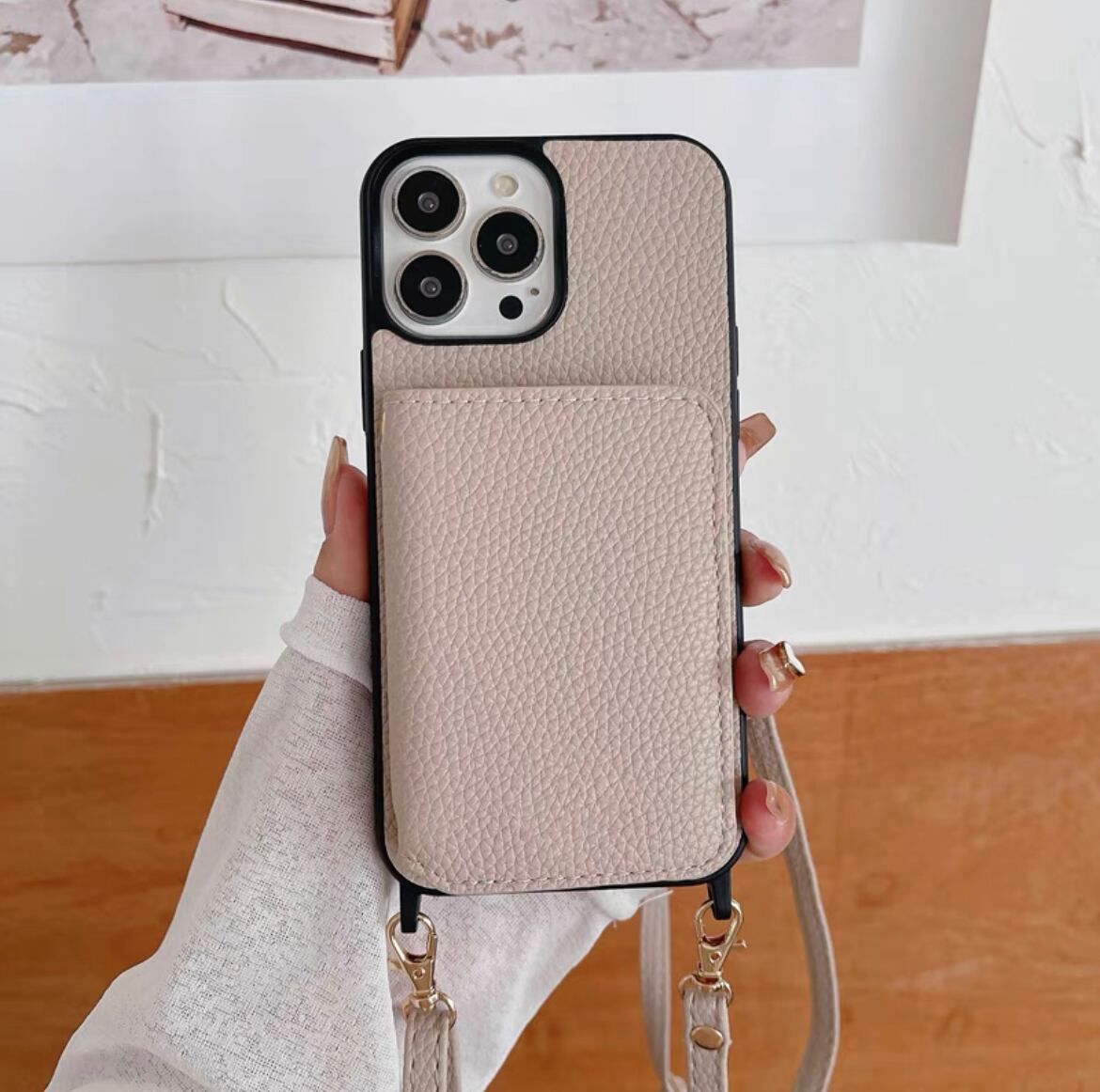 Leather Shoulder iPhone case with Two Fold Card Holder レザーショルダースマホケースと二つ折りカードホルダー R01432
