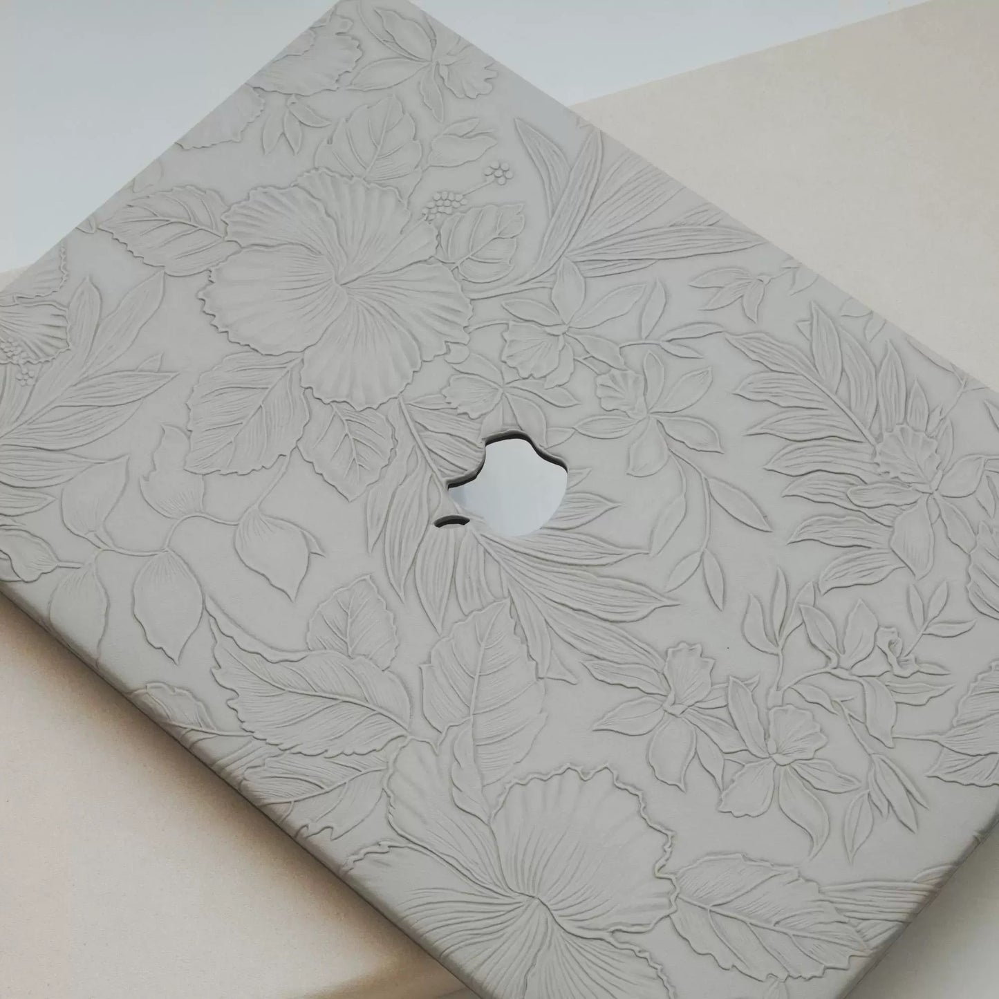 Ivory 3D Flower print MacBook Cover アイボリー立体花柄MacBookカバー R02014
