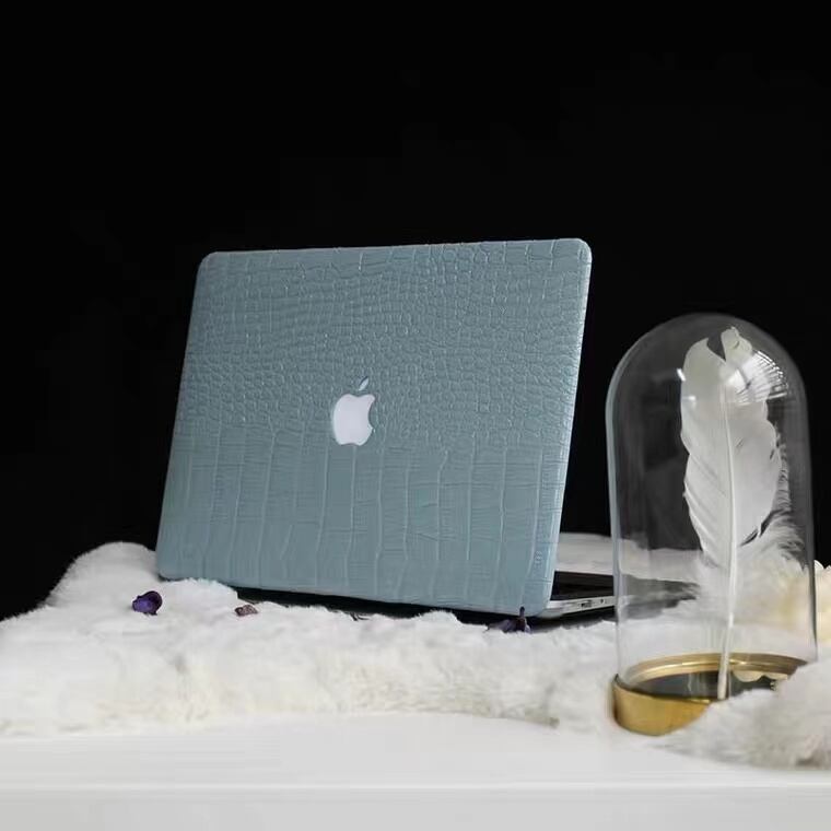 Light Blue Leather MacBook Cover ライトブルーレザーマックブックカバー MC0024