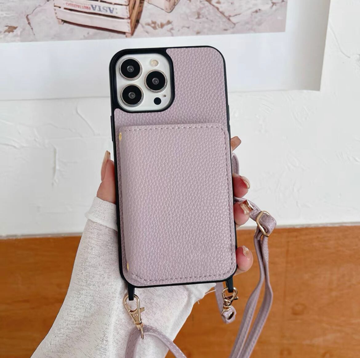 Leather Shoulder iPhone case with Two Fold Card Holder レザーショルダースマホケースと二つ折りカードホルダー R01432