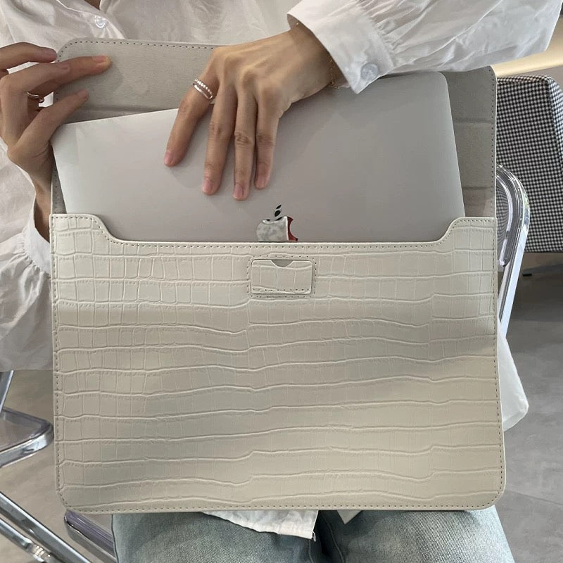 White Leather MacBook Bag ホワイトレザーMacBookバッグ R02032