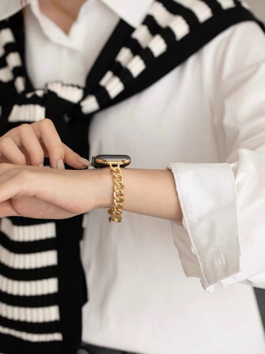 Skinny Chain Apple Watch Band R001180