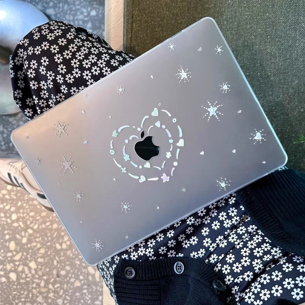 Cute Clear Heart MacBook Cover かわいいクリアハートMacBookカバー R01385