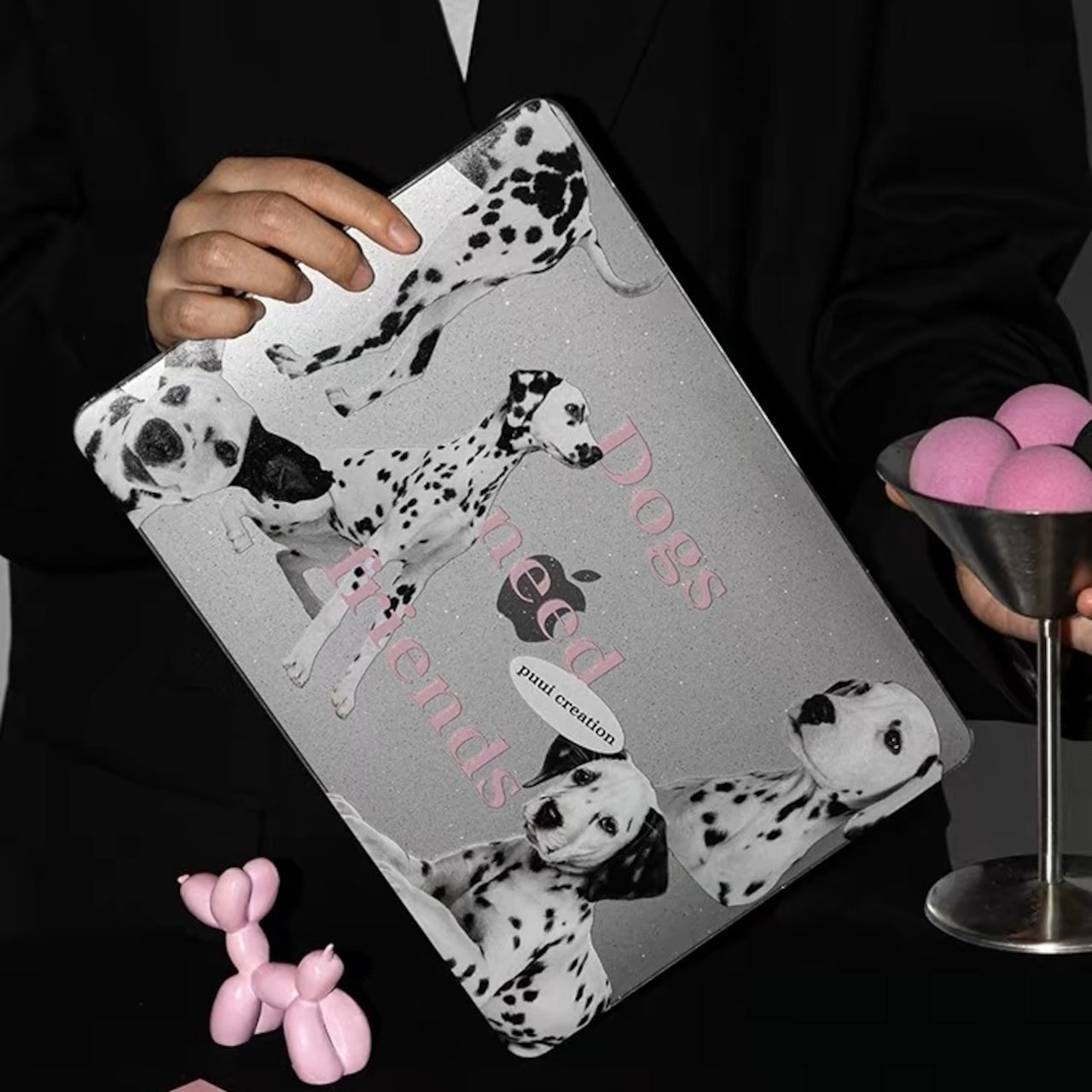 <Puui>Dogs Need Friends MacBook Cover Dogs Need Friends MacBookカバー R01454