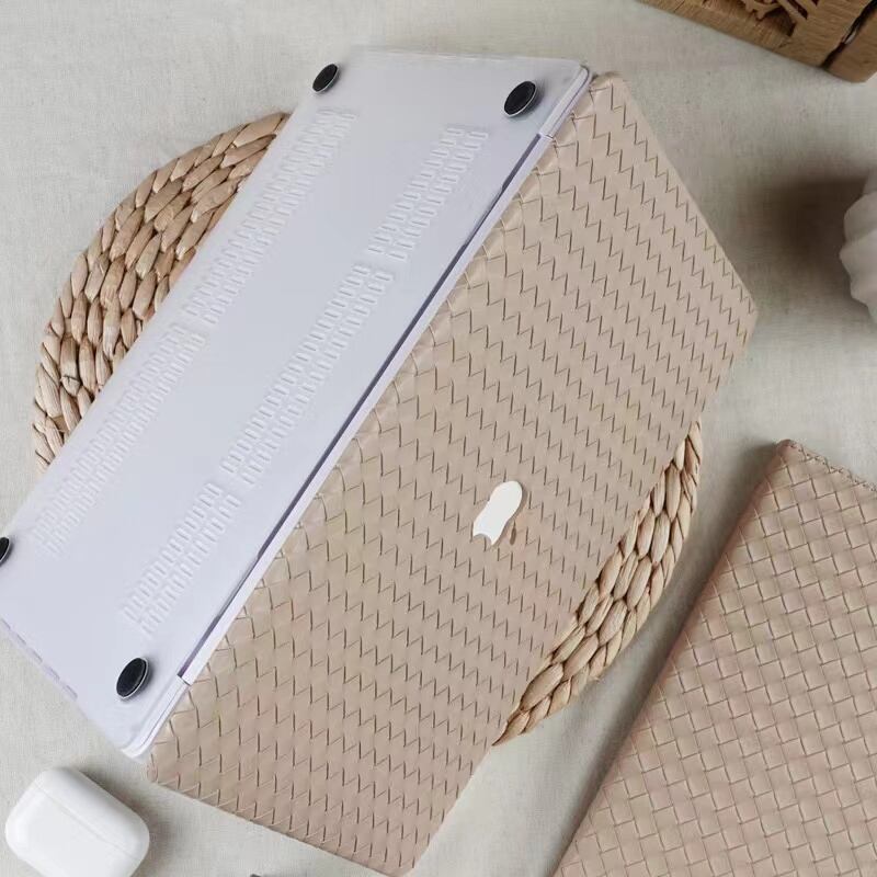 Milk tea Weave MacBook Cover ミルクティー編みMacBookカバー R01196