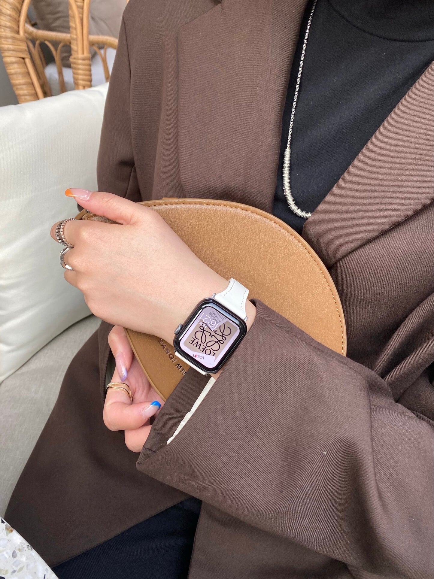 おしゃれなホワイトApple Watch Band アップルウォッチバンド AWB0077