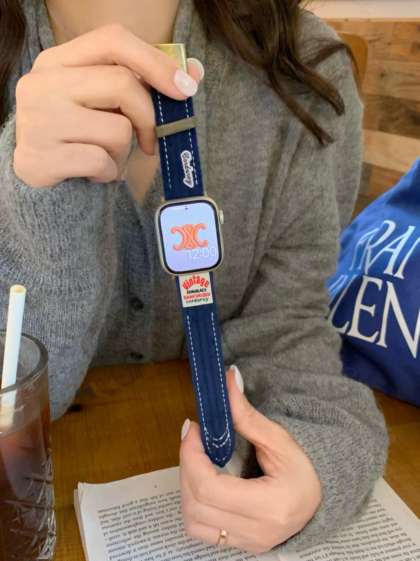 Fluffy Vintage Style Apple Watch Band モコモコビンテージ風AppleWatchバンド R02062