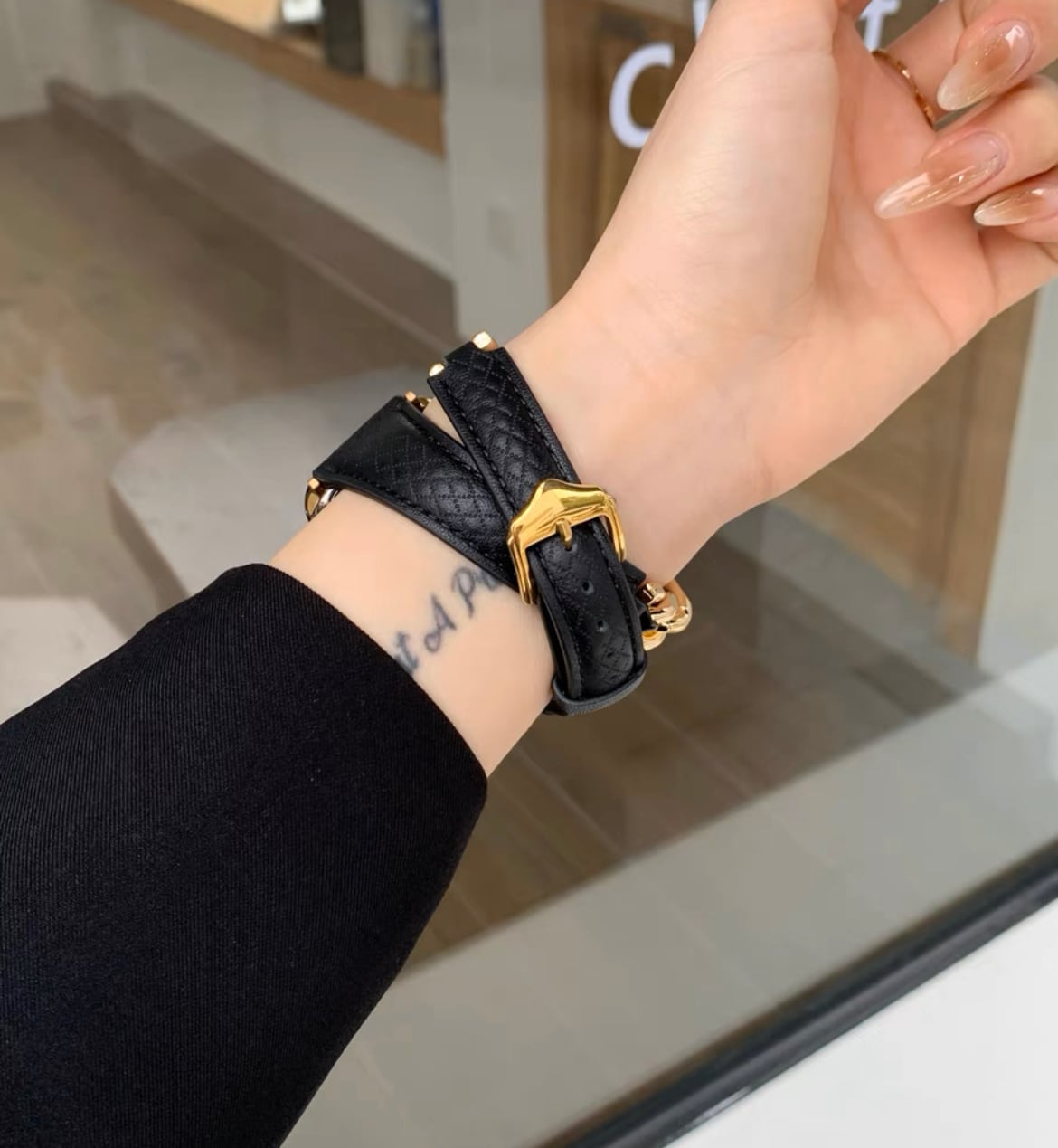 Long Chain Black Leather Apple Watch Band ロングチェーンブラックレザーApple Watchバンド R01327