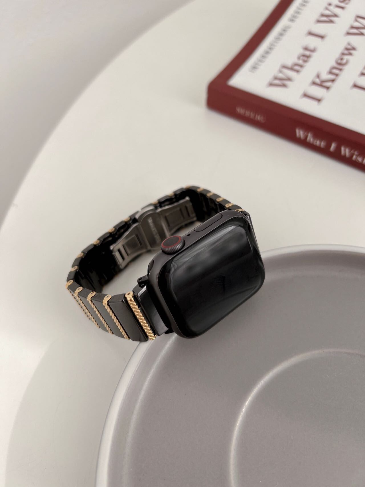 Elegant Ceramic Apple Watch Band　R01163