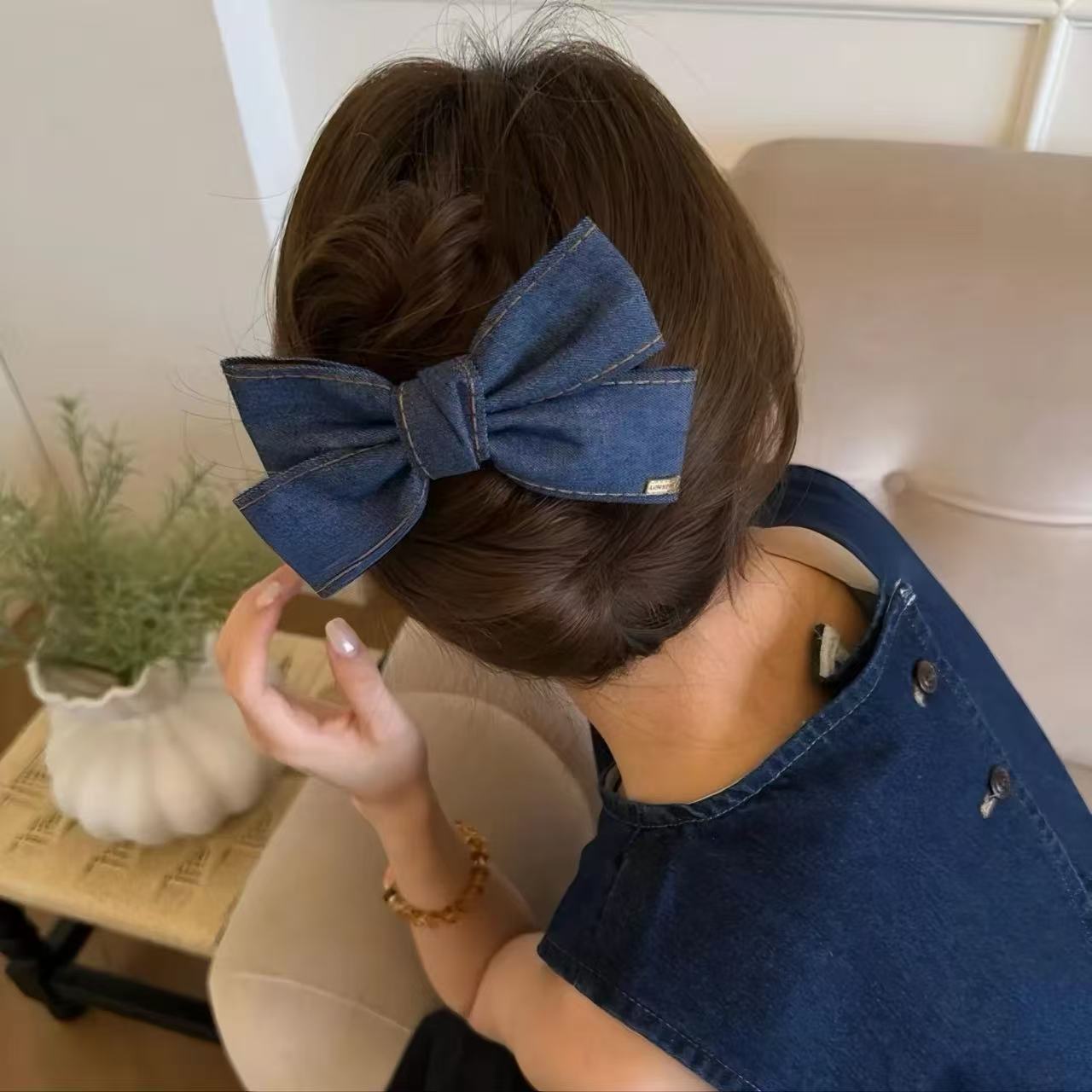 “Denim Girl “ Hair Clip ”デニムガール”ヘアークリップ　R02140