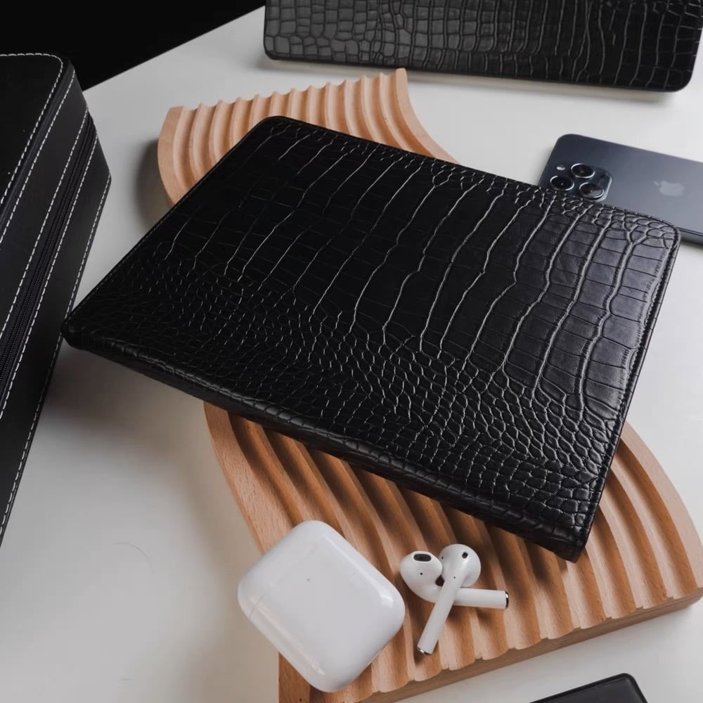 Black Leather iPad case ブラックレザーiPadケース　R01282