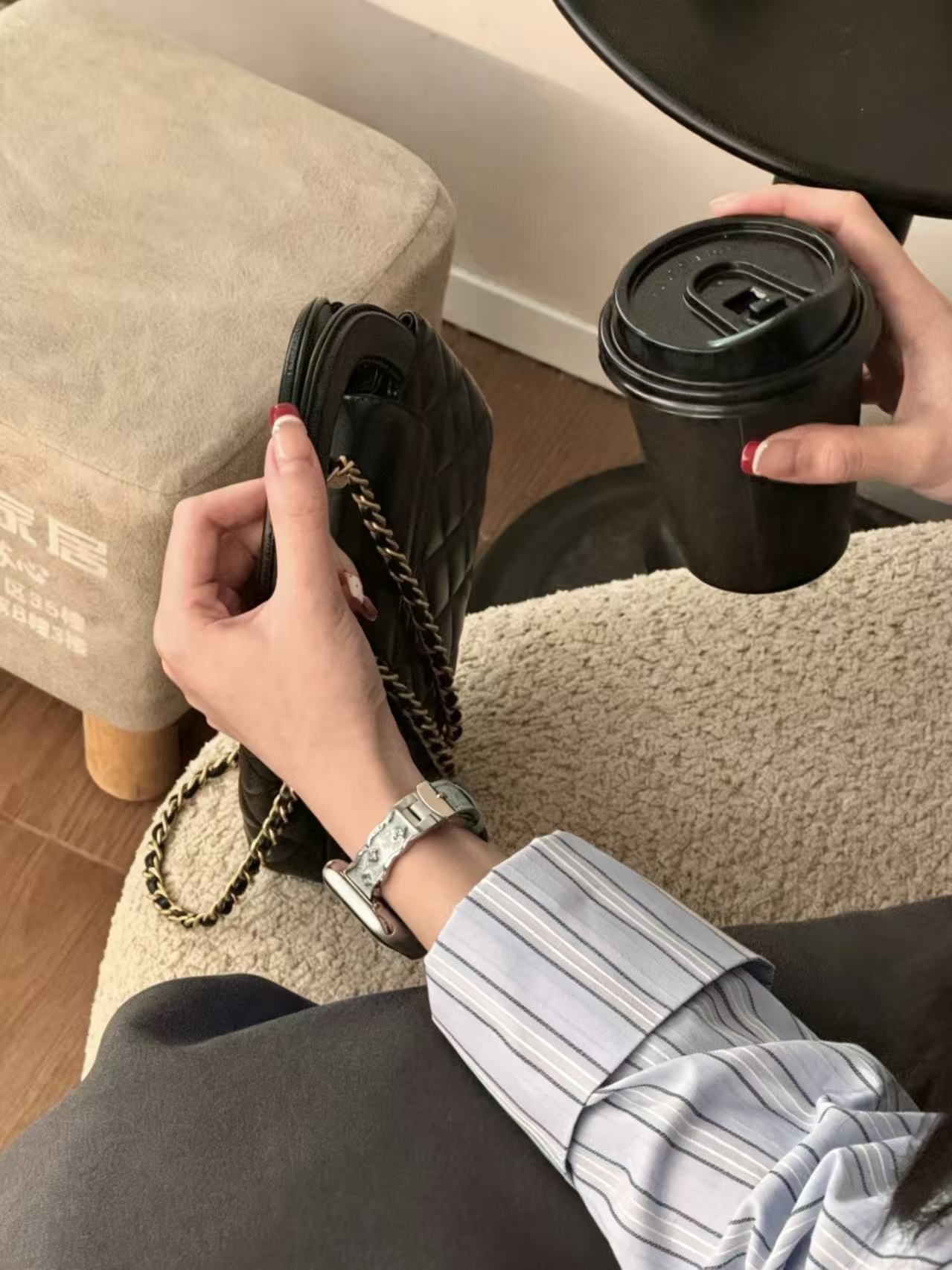 Elegant Shining Leather Style Apple Watch Band　 エレガントキラキラレザースタイルAppleWatchバンド　R02157