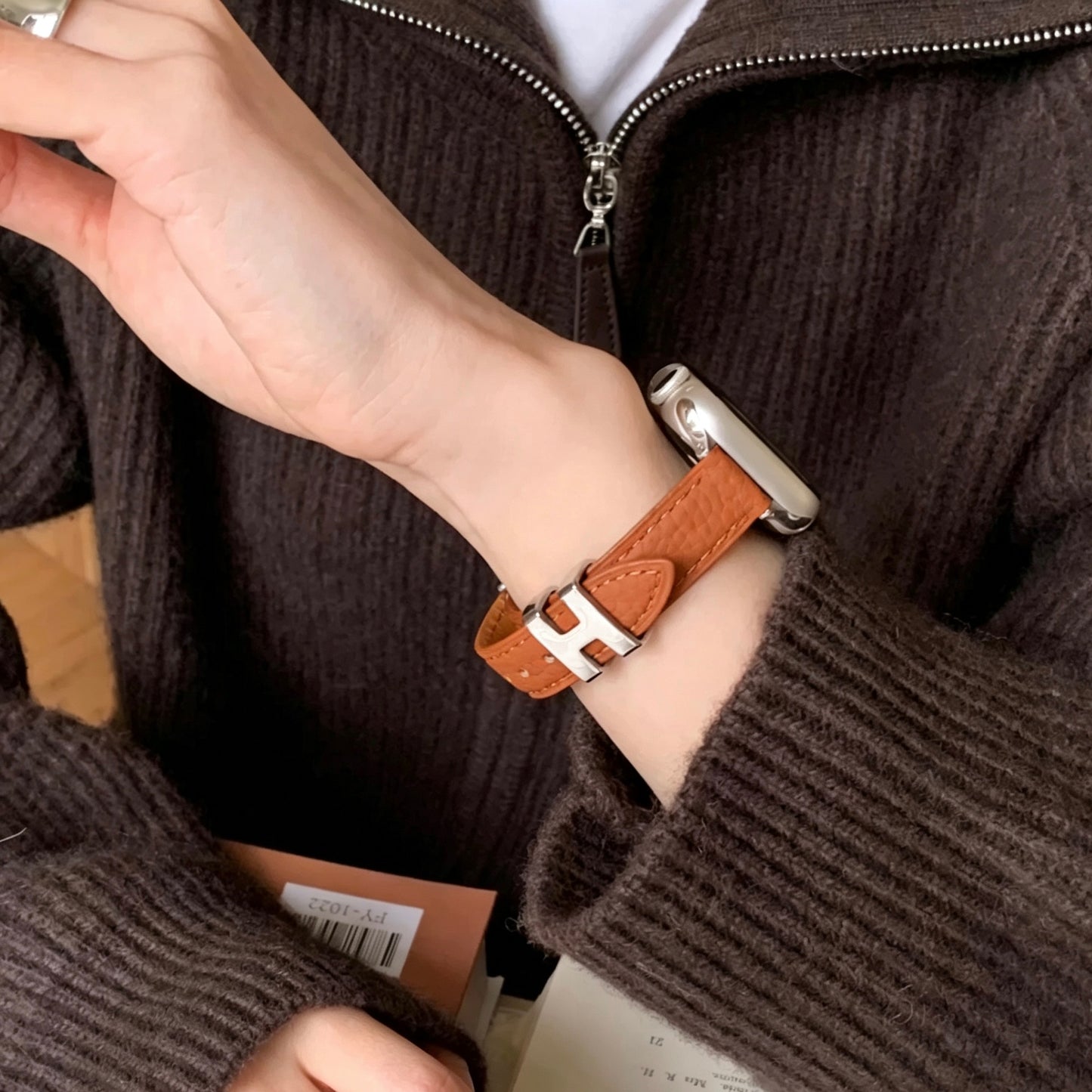 Leather Style Apple Watch Band　 レザースタイルAppleWatchバンド　R02152