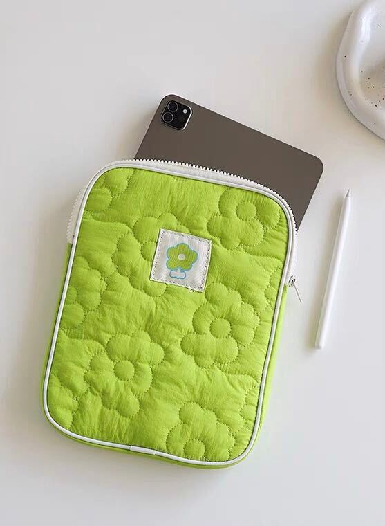 Fluffy iPad Bag モコモコiPadバッグ　R01191