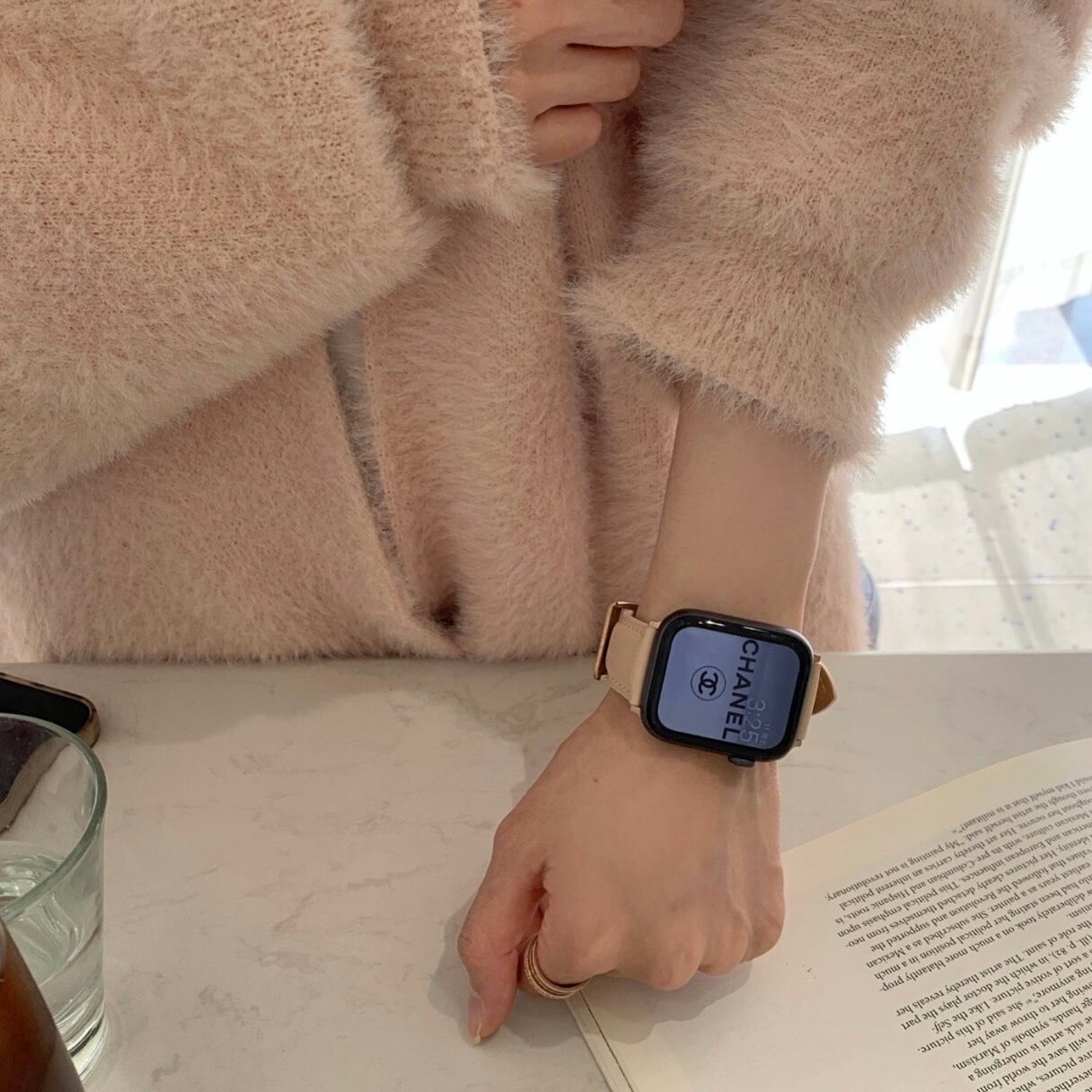 Simple Leather Apple Watch Band シンプルレザーアップルウォッチバンド R01281