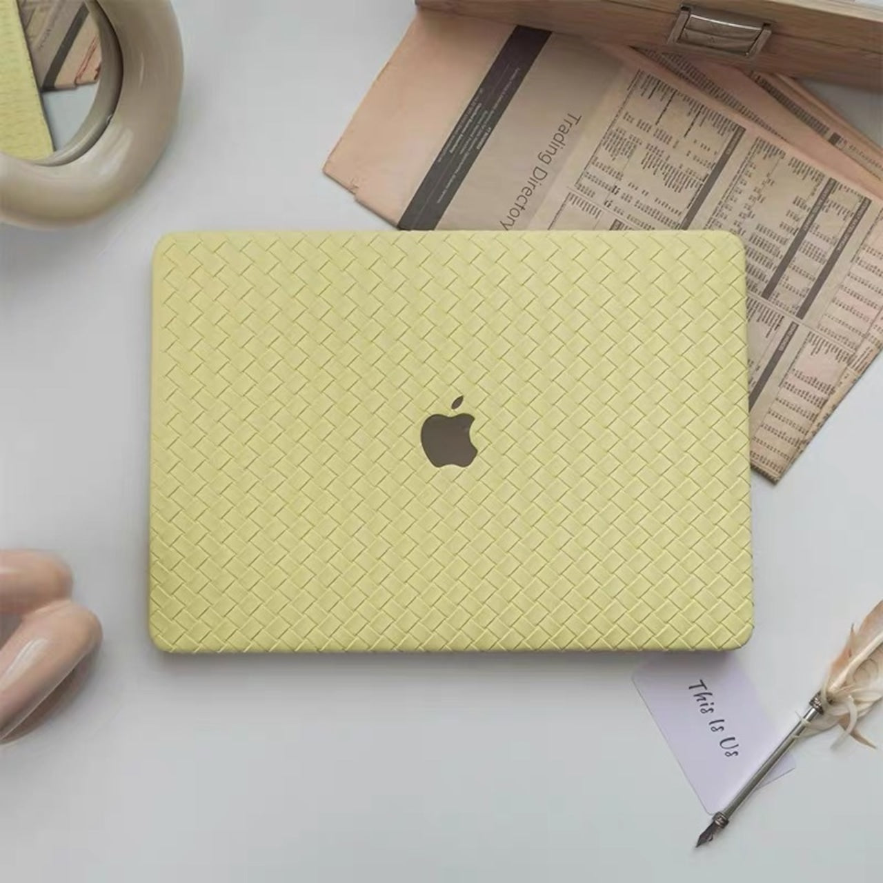 Yellow Weave MacBook Cover　イエロー編みMacBookカバー　R01450