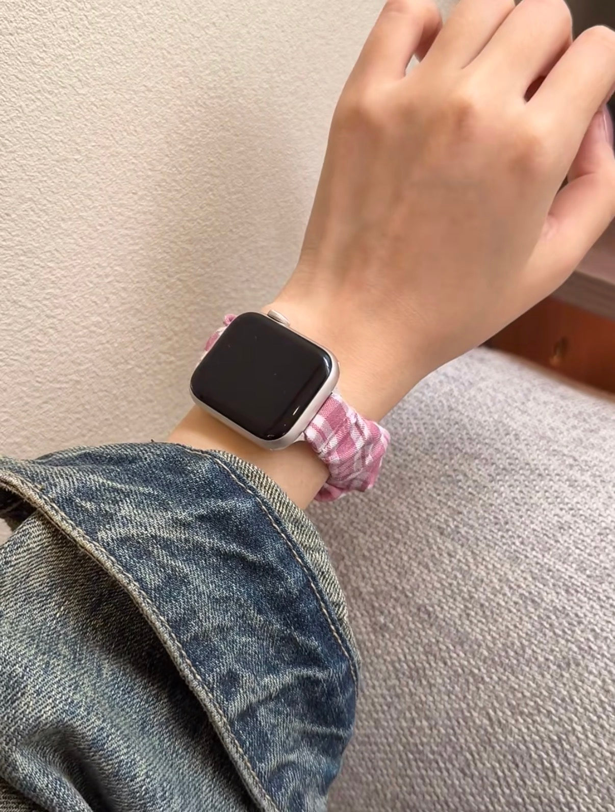 Pink Gingham Scrunchie Apple Watch Band　 ピンクチェック柄シュシュ風AppleWatchバンド　R02147