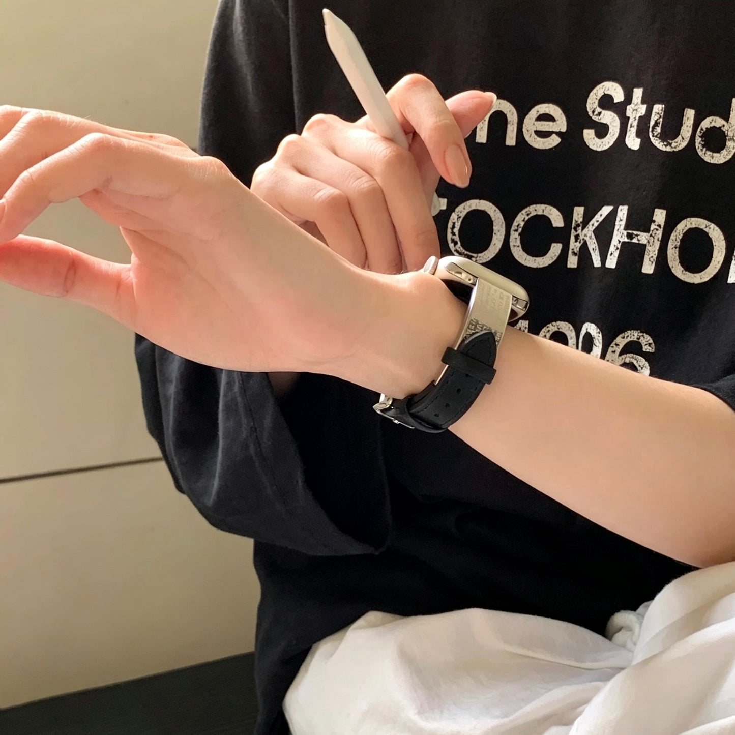 Metal & Leather Style Apple Watch Band　 メタル＆レザースタイルAppleWatchバンド　R02154