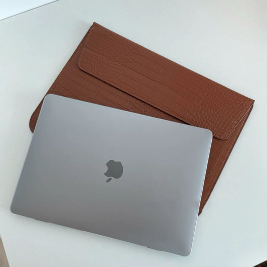 Brown Leather MacBook Bag　ブラウンレザーMacBookバッグ　R02033