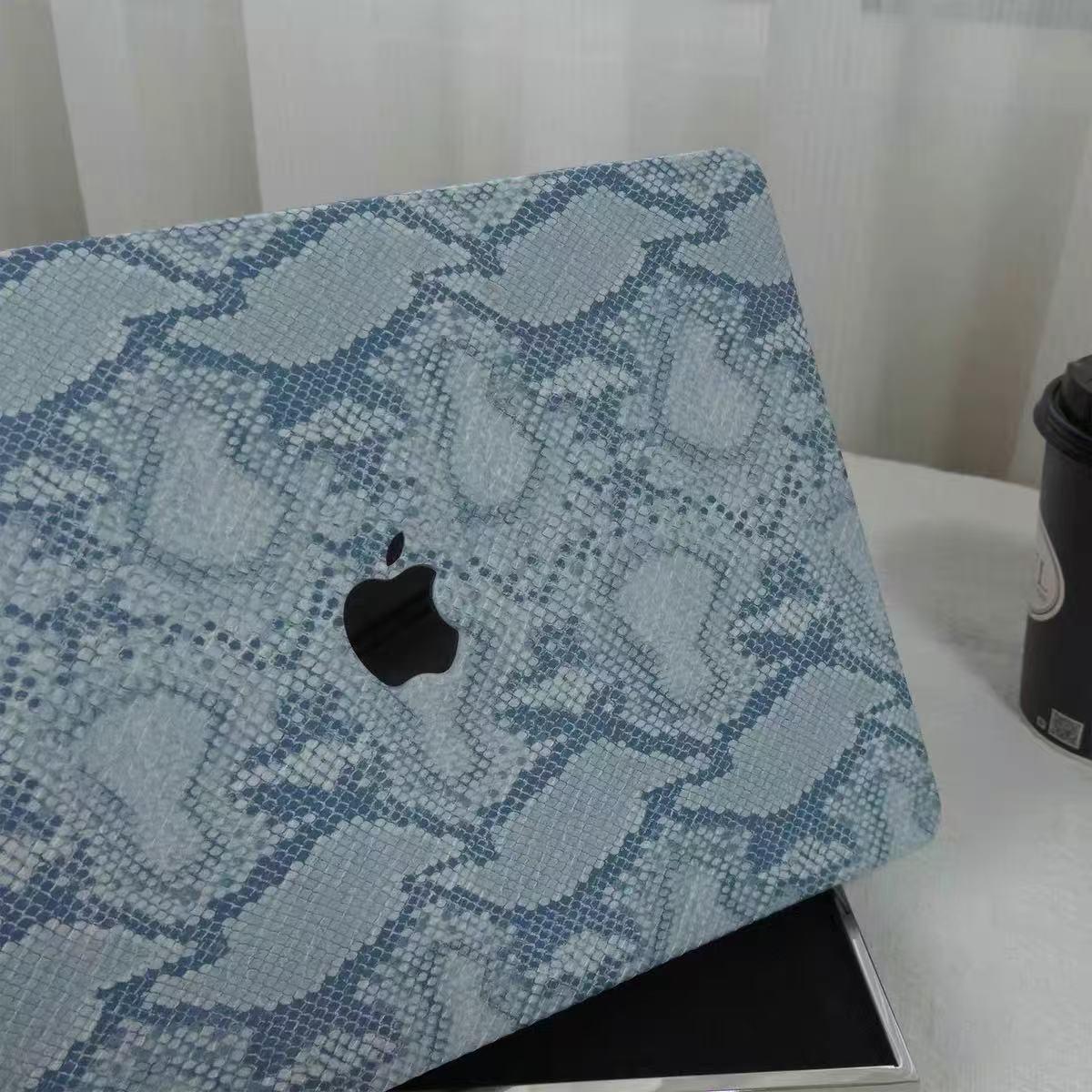 Blue Leather Style MacBook Cover　ブルーレザースタイルMacBookカバー　R02172