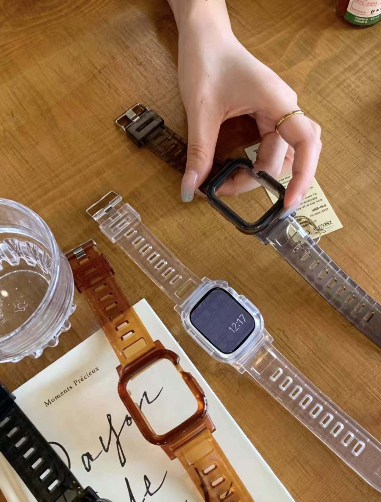 Clear Sporty Apple Watch Band　 クリアスポーティAppleWatchバンド　R02159