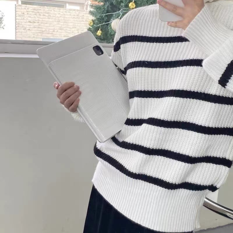 White Leather iPad case　R01176