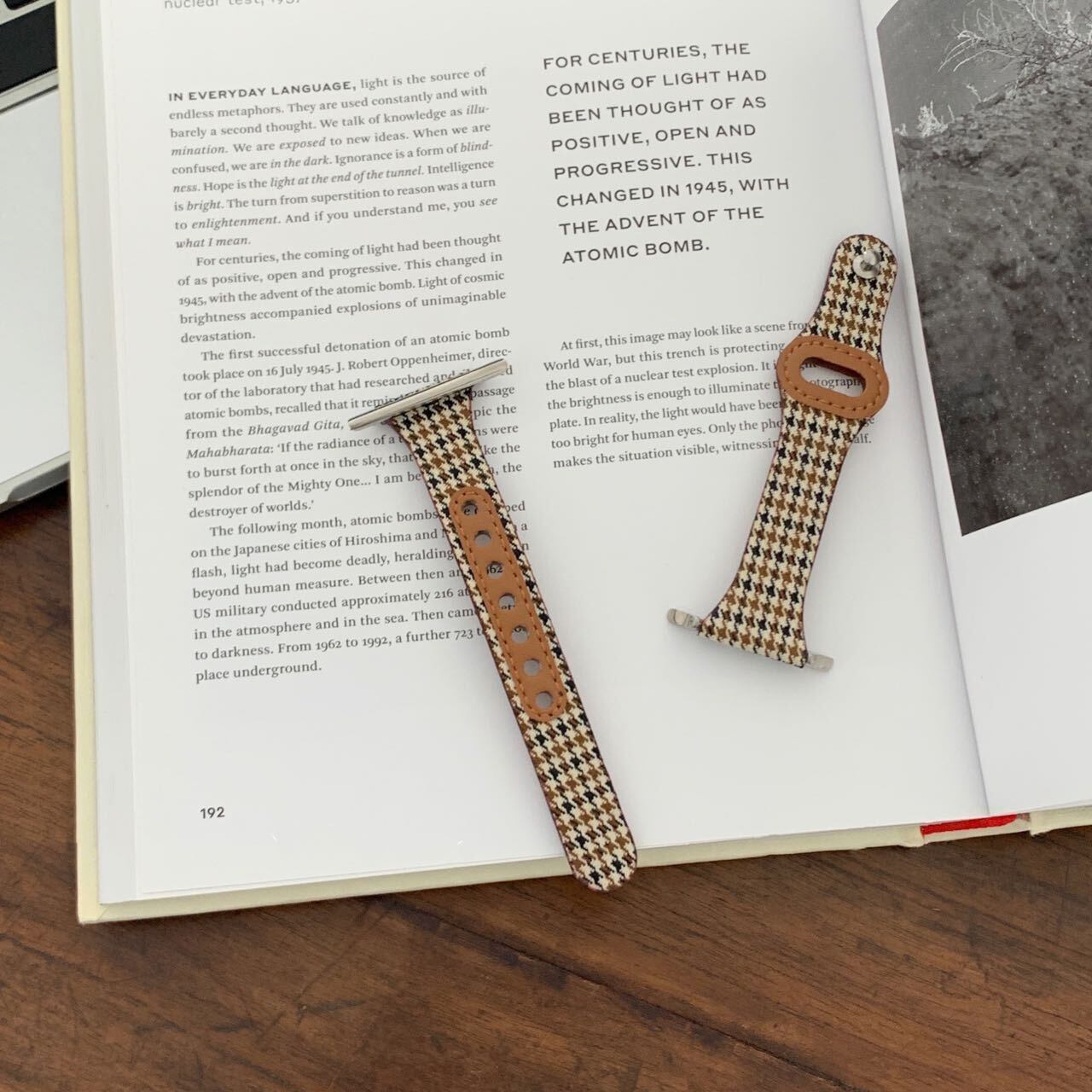 Skinny Brown Plover pattern Apple Watch Band スキニーブラウン千鳥柄Apple Watchバンド　R01262