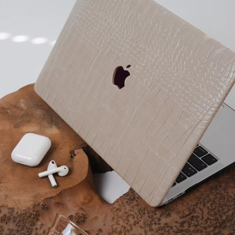 Light Brown Leather MacBook Cover　ライトブラウンレザーMacBookカバー　R01195