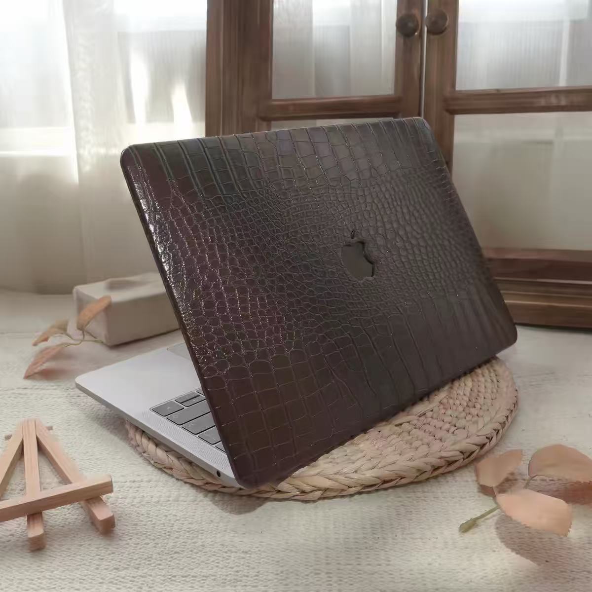 Brown Leather Style MacBook Cover　ブラウンレザースタイルMacBookカバー　R02174