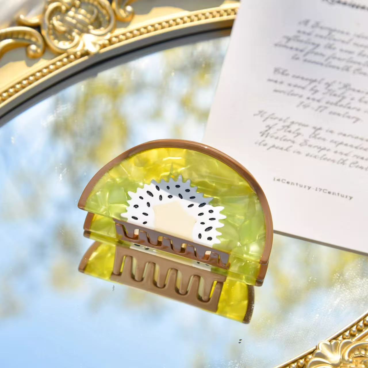 “Tropical Hair “ Hair Clip ”トロピカルヘアー”ヘアークリップ　R02133