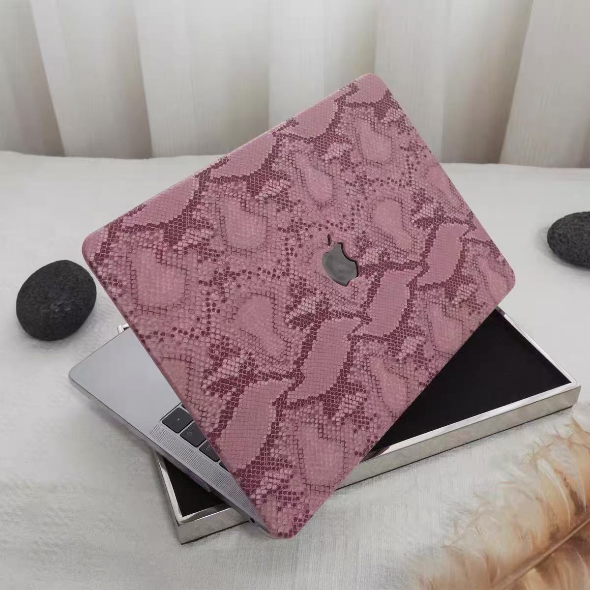 Pink Leather Style MacBook Cover　ピンクレザースタイルMacBookカバー　R02173
