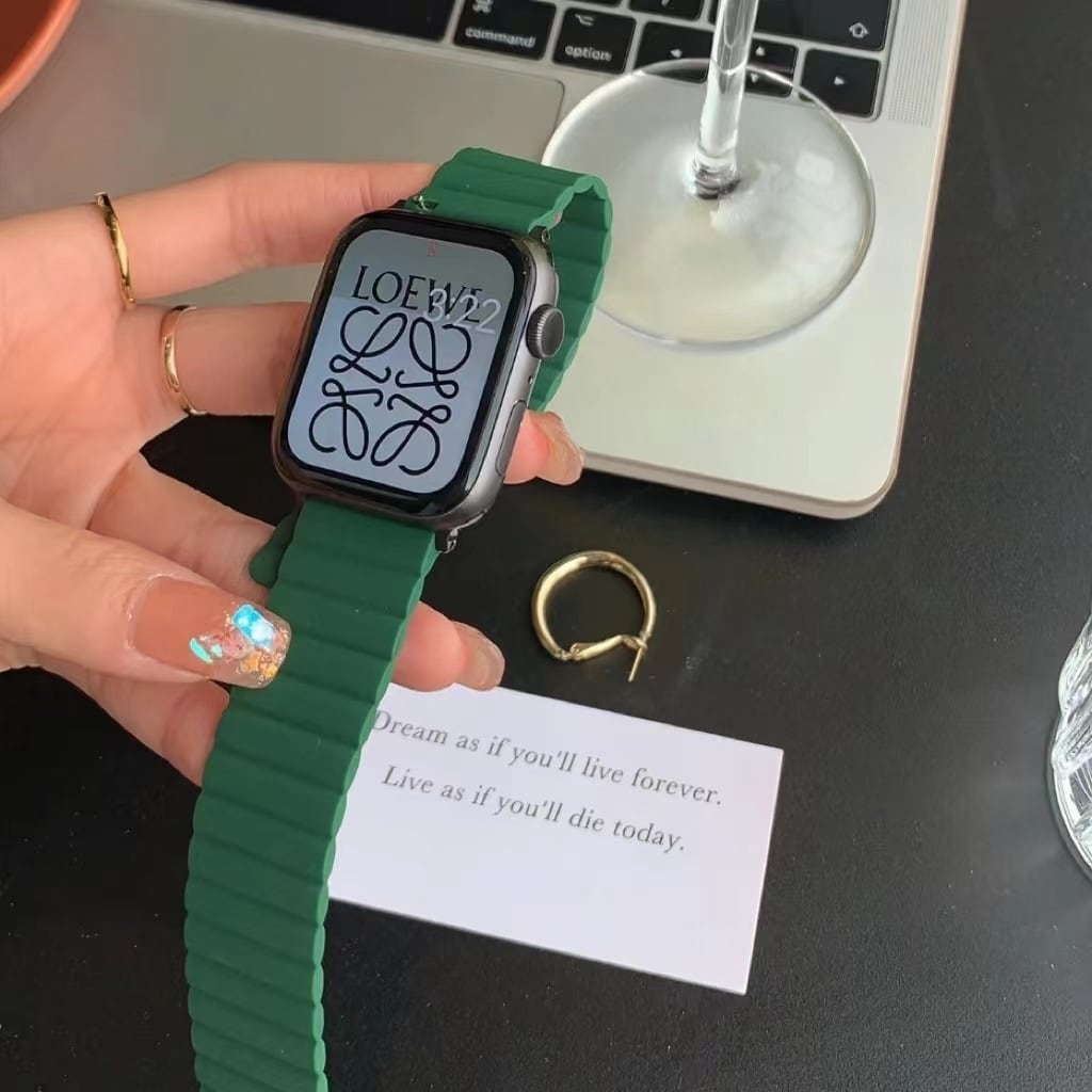 Green Magnet Apple Watch Band グリーンマグネットApple Watchバンド　R01236