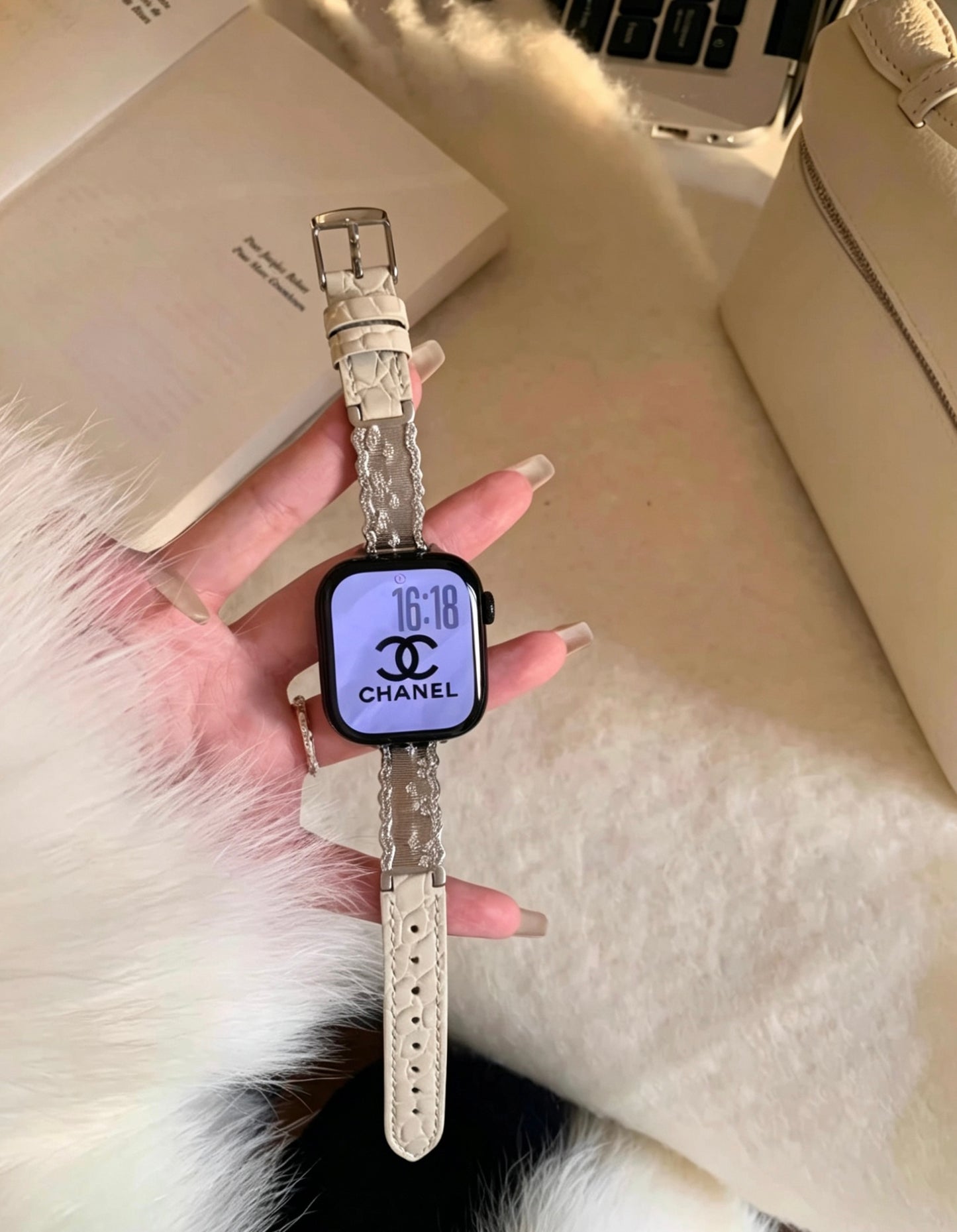 Elegant Shining Leather Style Apple Watch Band　 エレガントキラキラレザースタイルAppleWatchバンド　R02156