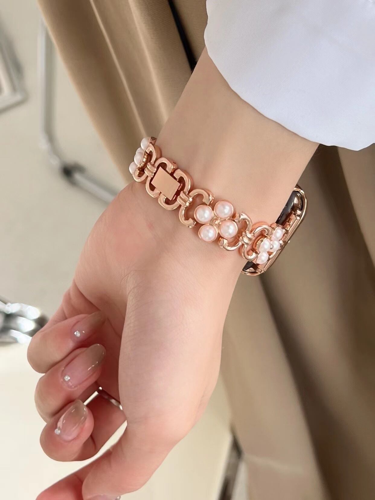 Elegant Flower Apple Watch Band　R01165