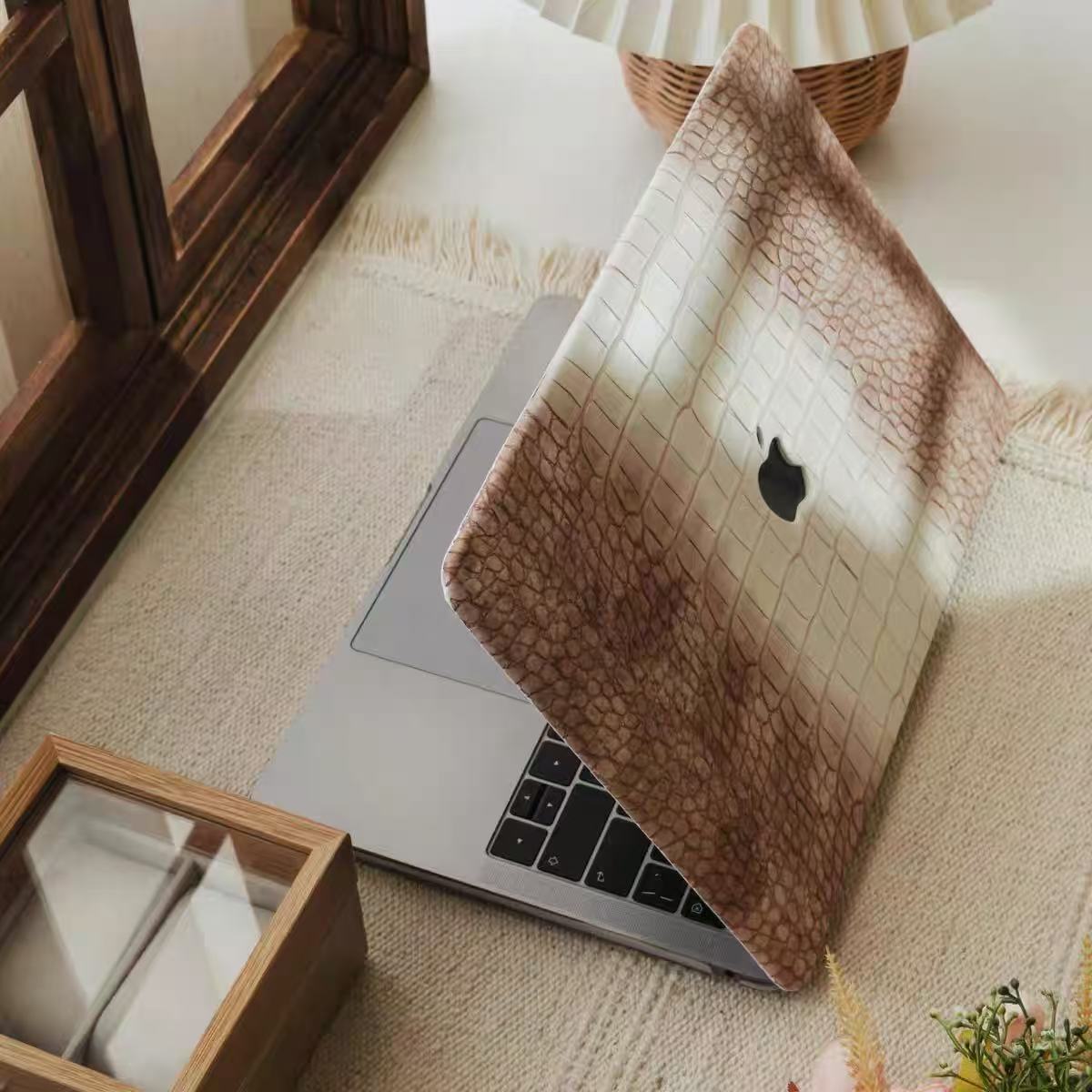 Leather  MacBook Cover　レザーMacBookカバー　R02165