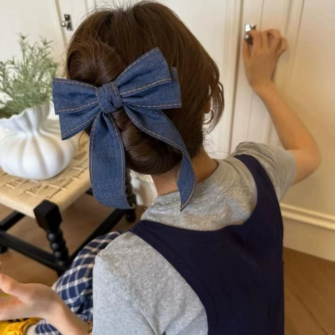 “Denim Girl “ Hair Clip ”デニムガール”ヘアークリップ　R02140