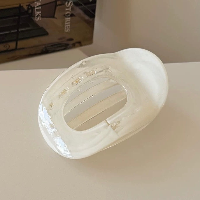 “Casual Elegant“ Hair Clip ”カジュアルエレガント”ヘアークリップ　R02132